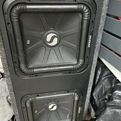 Kicker Subwoofers 