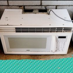 MICROWAVE EXCELLENT CONDITION AND VERY CLEAN 