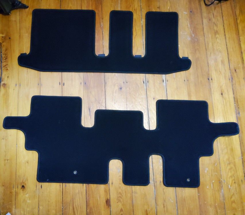 Nissan Pathfinder Carpet Mats