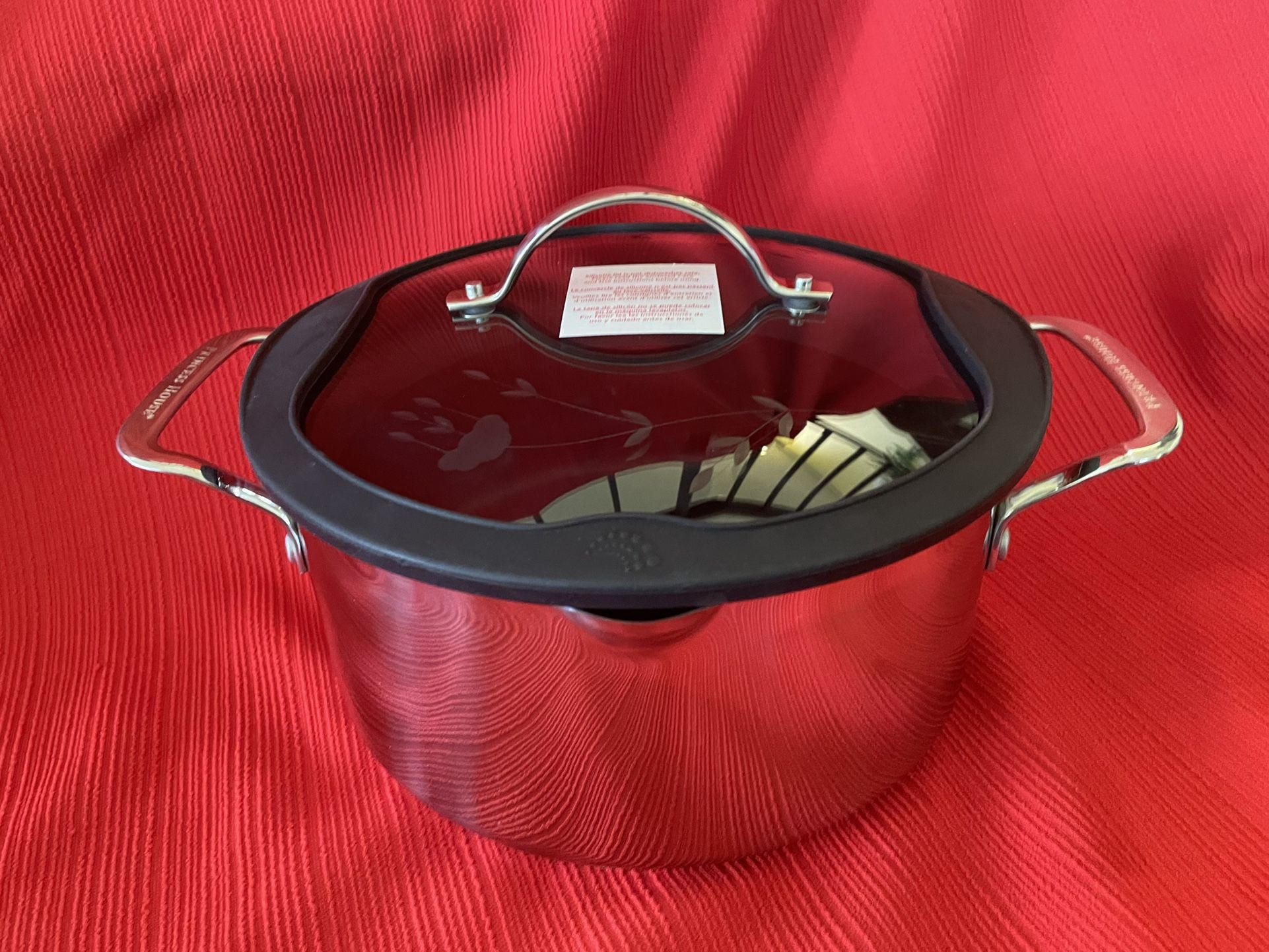 Olla De 5-Qt Por $90 Nuevo En Caja Princess House 