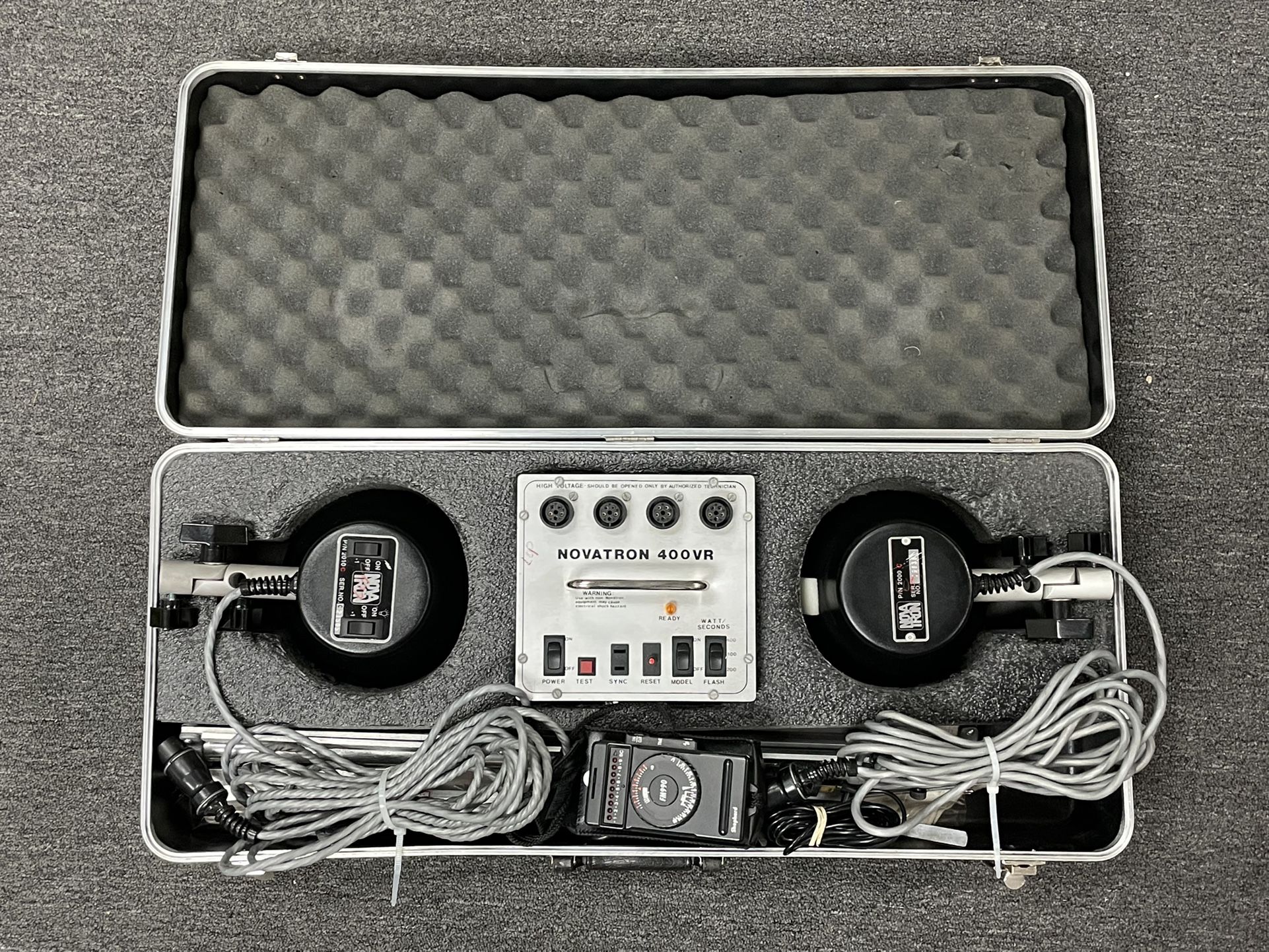 Novatron 400 VR with Head Professional Light Photography