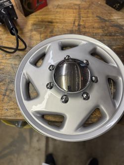 16 inch hub caps brand new