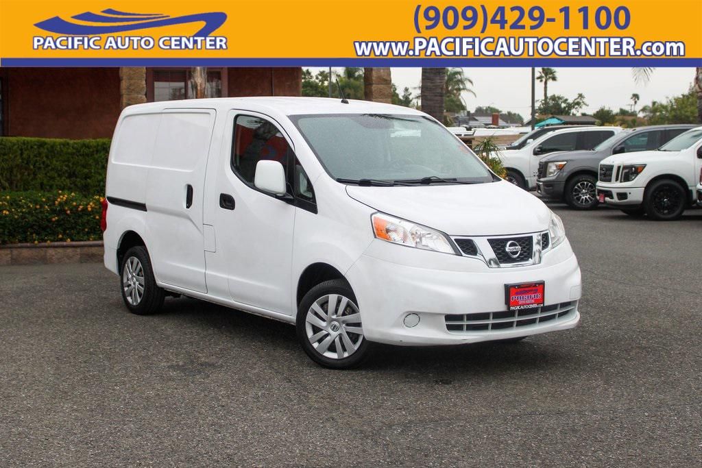 2017 Nissan NV200