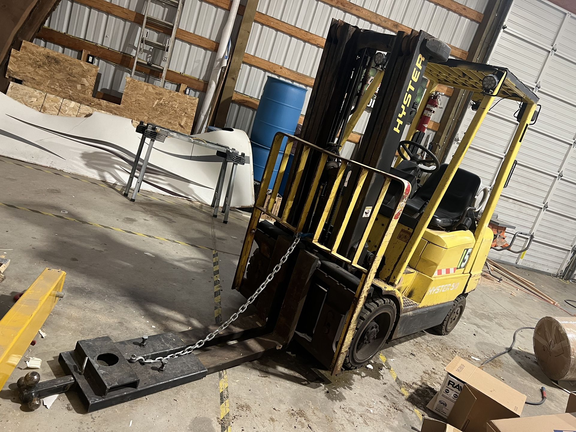 Hyster 5000 lb forklift