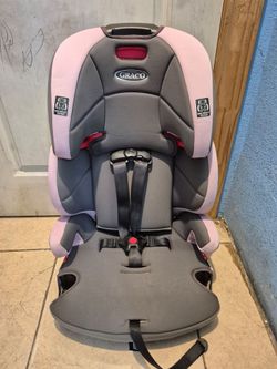 Graco High Back Booster Seat  2 In 1. Forward Position Only. SEE ALL THE PICTURES