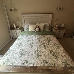 Wooden Bedroom Set (OPEN TO OFFERS)