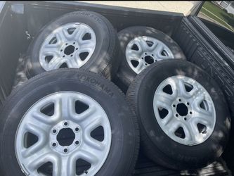 Yokohama Geolander X-CV 245/75/R18