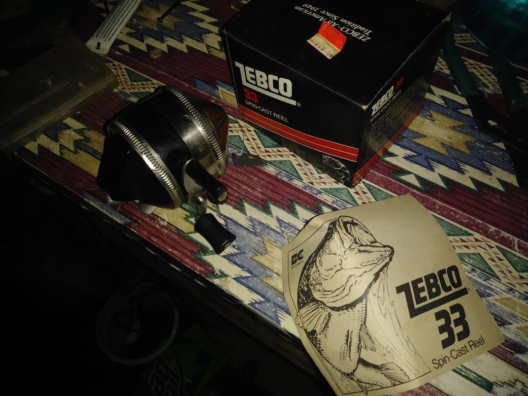 1976 Zebco33 in box&1800s fishing scale