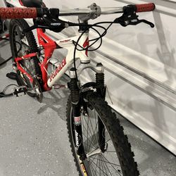 Specialized Mountain Bike