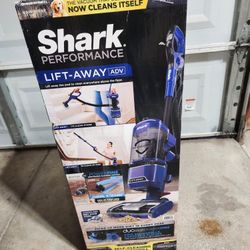 Shark Vacuum  Uv850