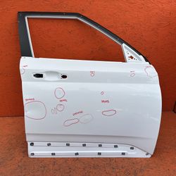 2020 - 2025 HYUNDAI VENUE RIGHT PASSENGER SIDE FRONT DOOR SHELL PANEL OEM