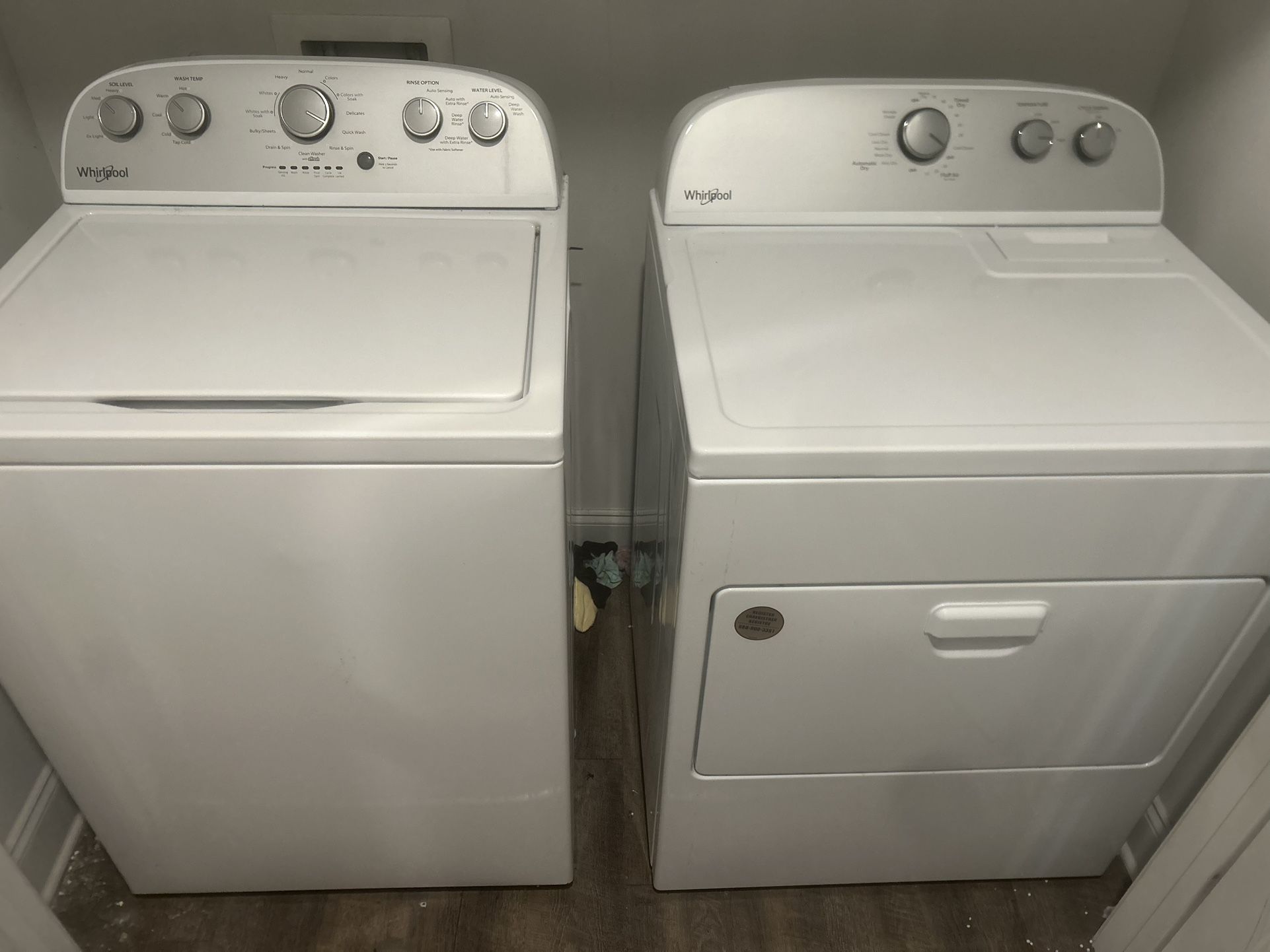 Whirlpool Washer & Dryer Set 