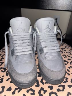 size 7 wet cement jordan 4’s