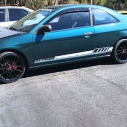 Honda Civic Ex 5-speed 180,000 CAR RUNS AND DRIVES GREAT NO LEAKS. 