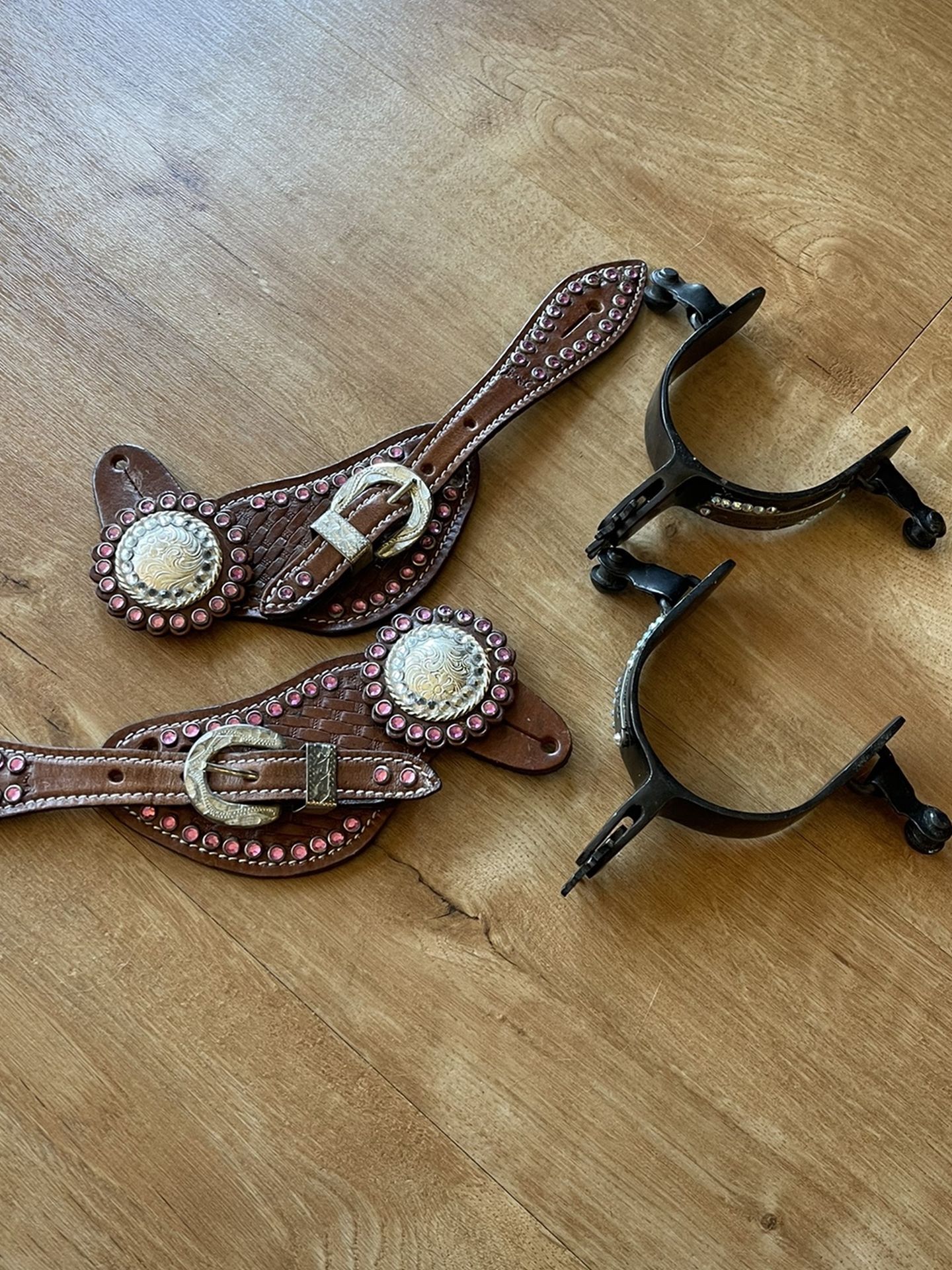 New Spurs With Spur Straps