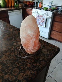 Himalayan SALT lamp