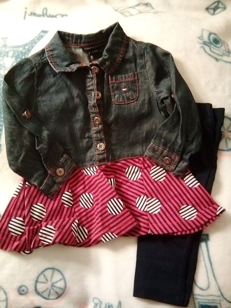 Tommy Hilfiger baby outfit