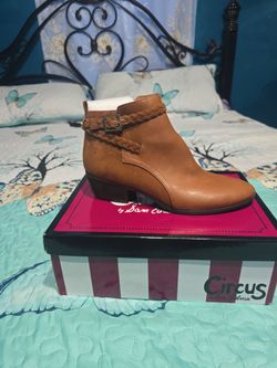Brown boots