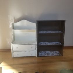 small shelving units