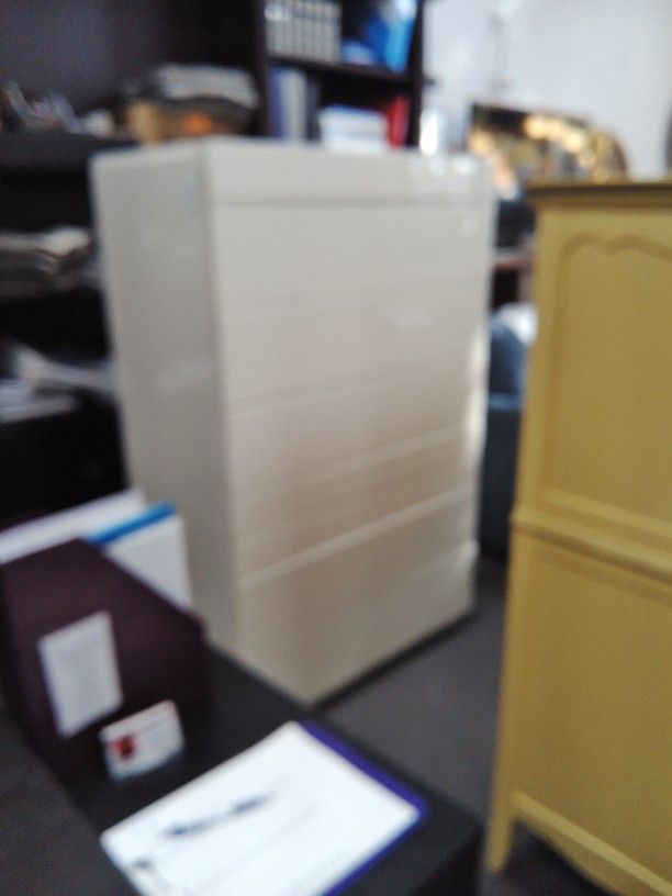 8 Drawers Chest White, 35"W x 18"D x 57"H