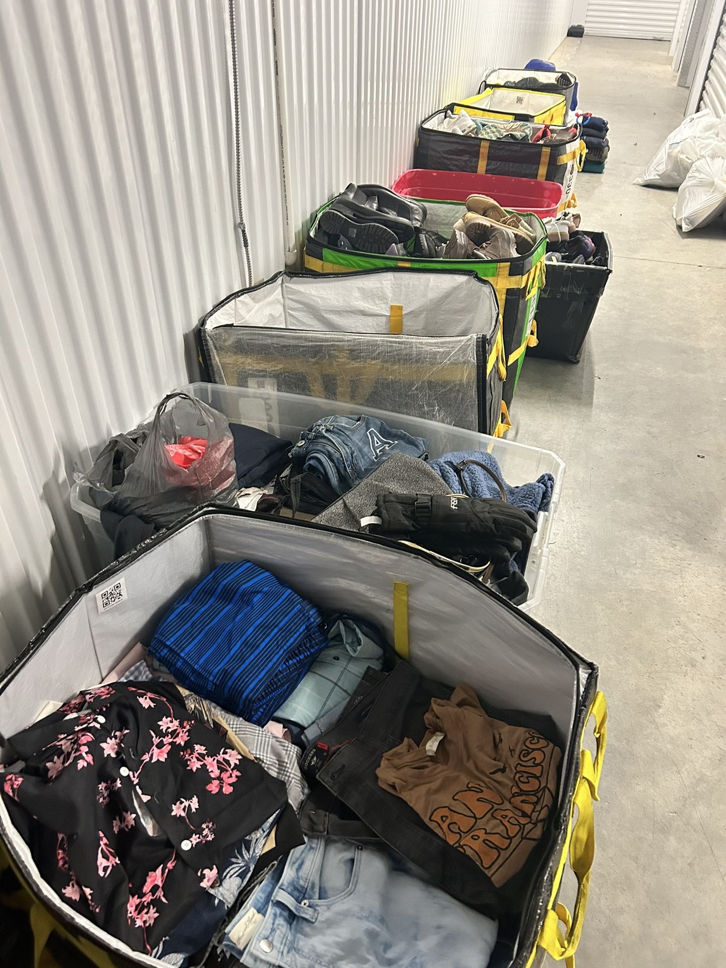 STORAGE CLEAN OUT SALE!! Pick Up Only