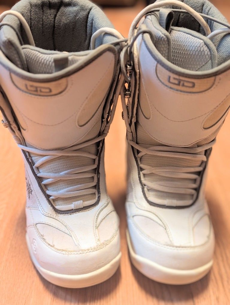 LTD Snowboard Boots