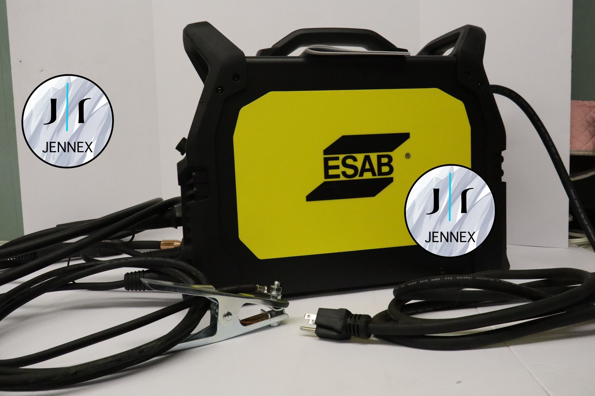 ESAB Rogue EM 140 MIG Welder