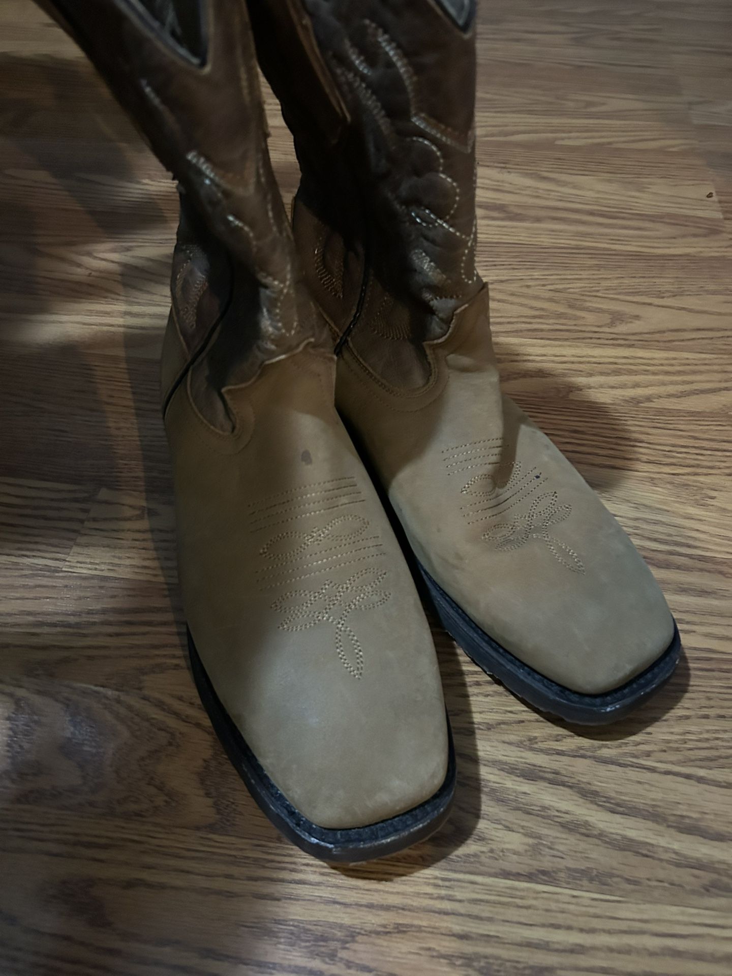 Men's boots
