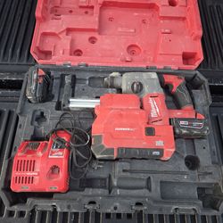 Milwaukee Hammer Drill Hepa set
