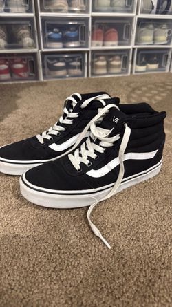 Women vans size 8