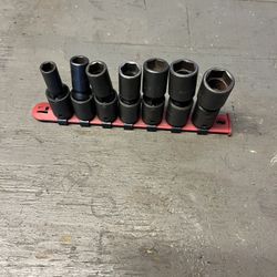 Mac Tools 3/8 SAE swivel socket set - US made