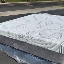 Cal King Organic Cool Gel Memory Foam!!