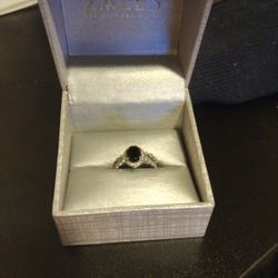 Zales Black/Diamond Wedding Set Ring Size 710k White Gold