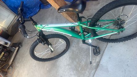 Green turquoise cobra 24 diamondback