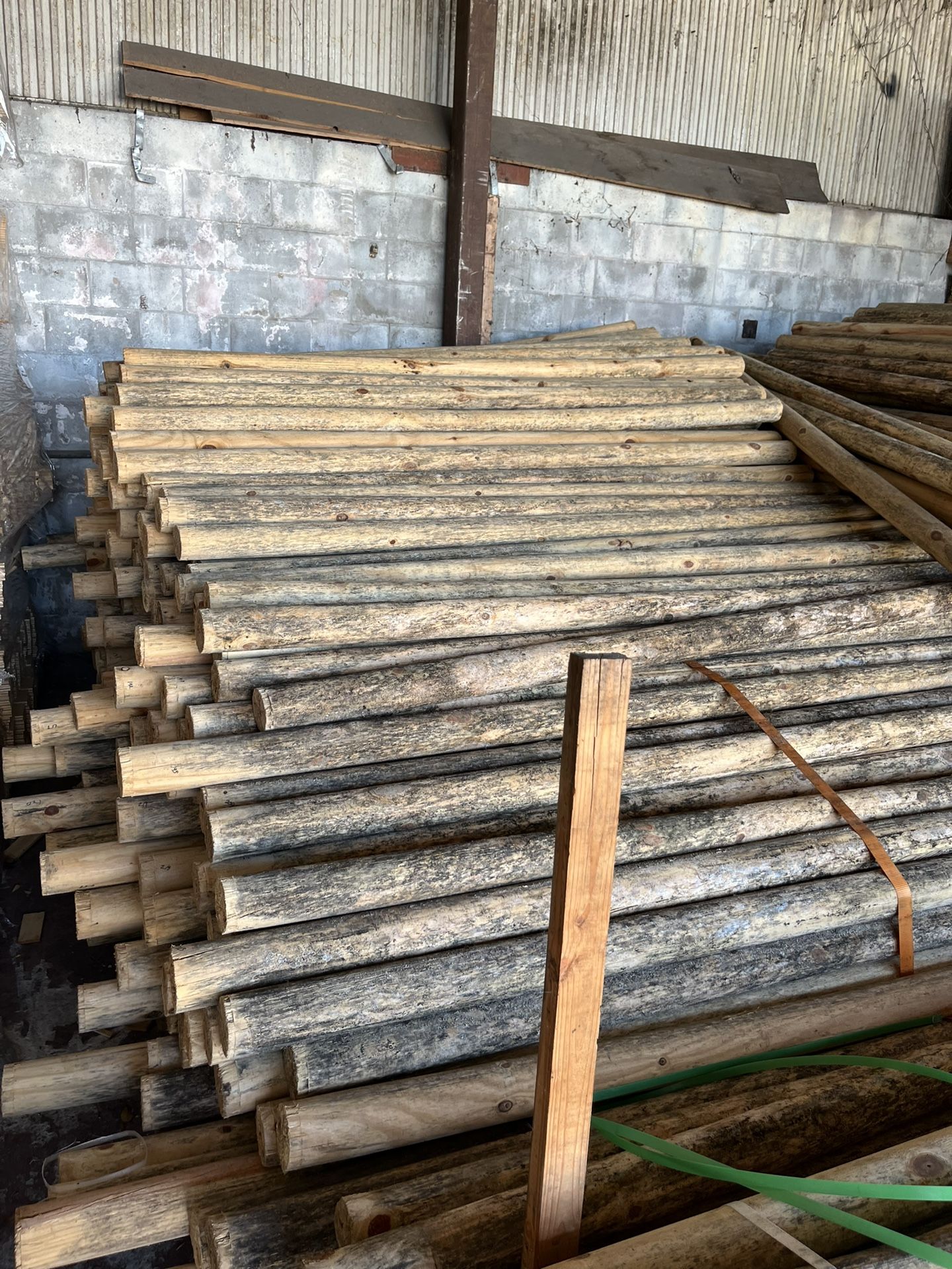 3-1/2 Round Fence Post 8 Foot 7 Inches NOT TREATED $4 each