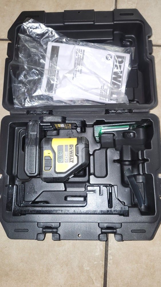 Dewalt 20v Cross Line Laser (TOOL ONLY)**$170
