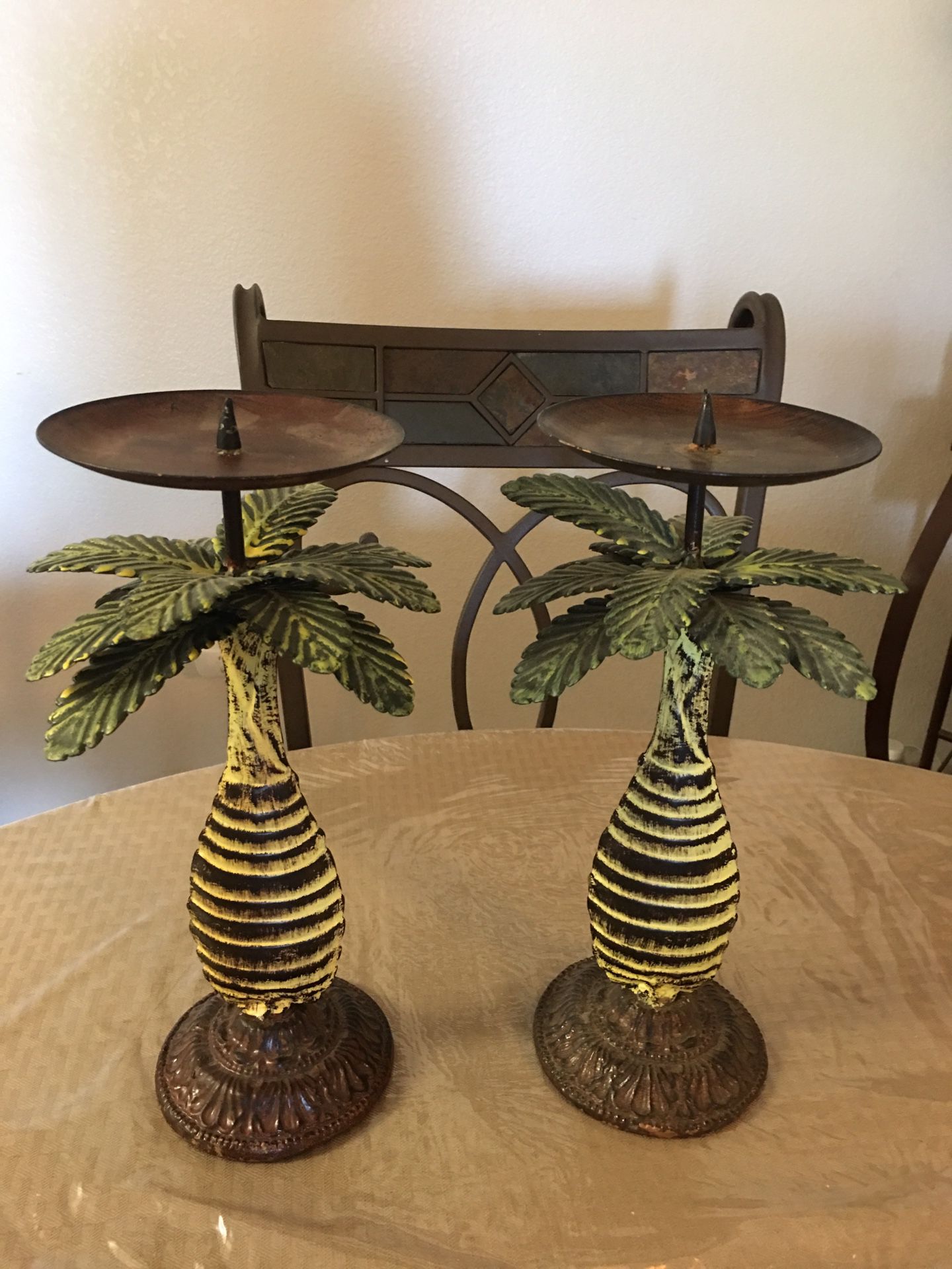 Set of 2 beautiful palm tree candle holder