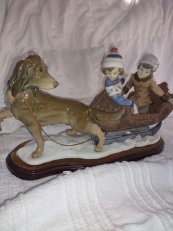 SLEIGH RIDE - LLADRO PORCELAIN FIGURINE WITH BASE
