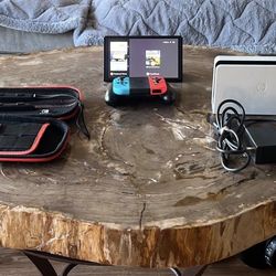 Nintendo Switch OLED + 3 Free Game Cards