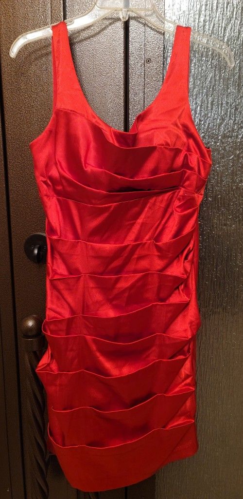 Nice Prom Dress New Size 10