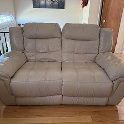 5 Seater Couch - Beige Leather RECLINING