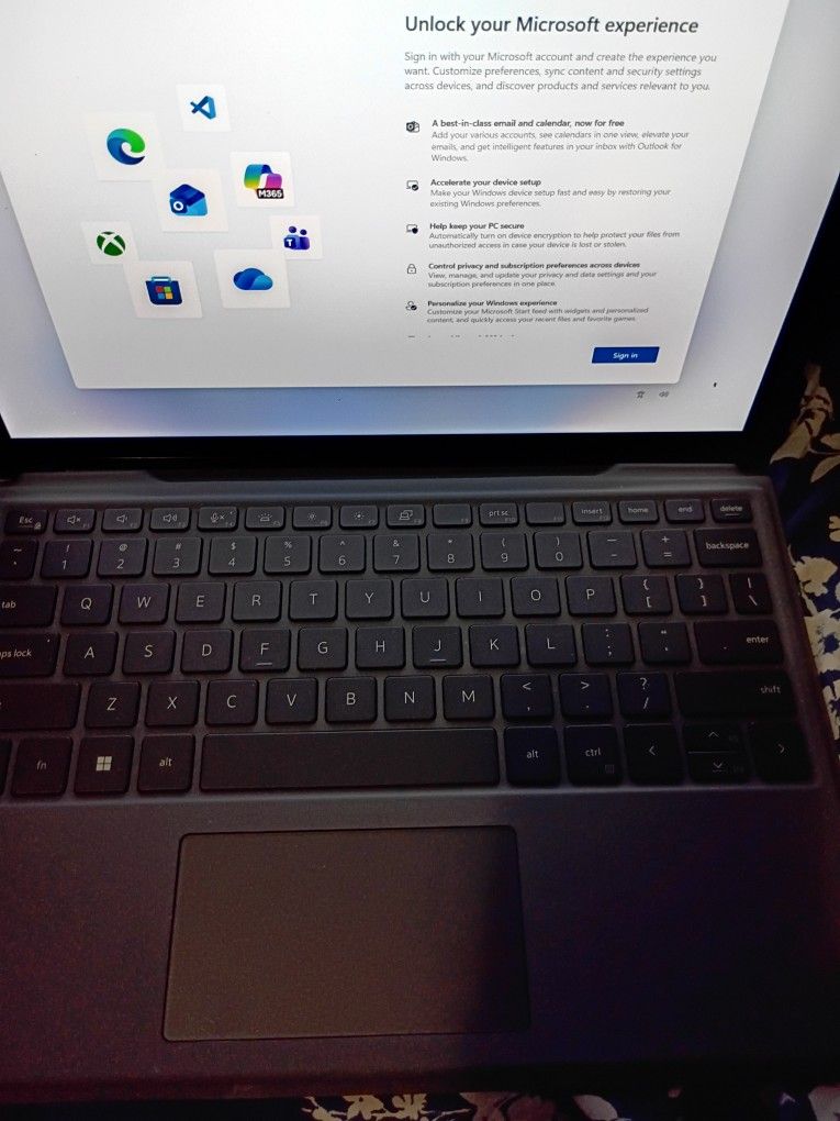 Dell Detachable Laptop Model 7320