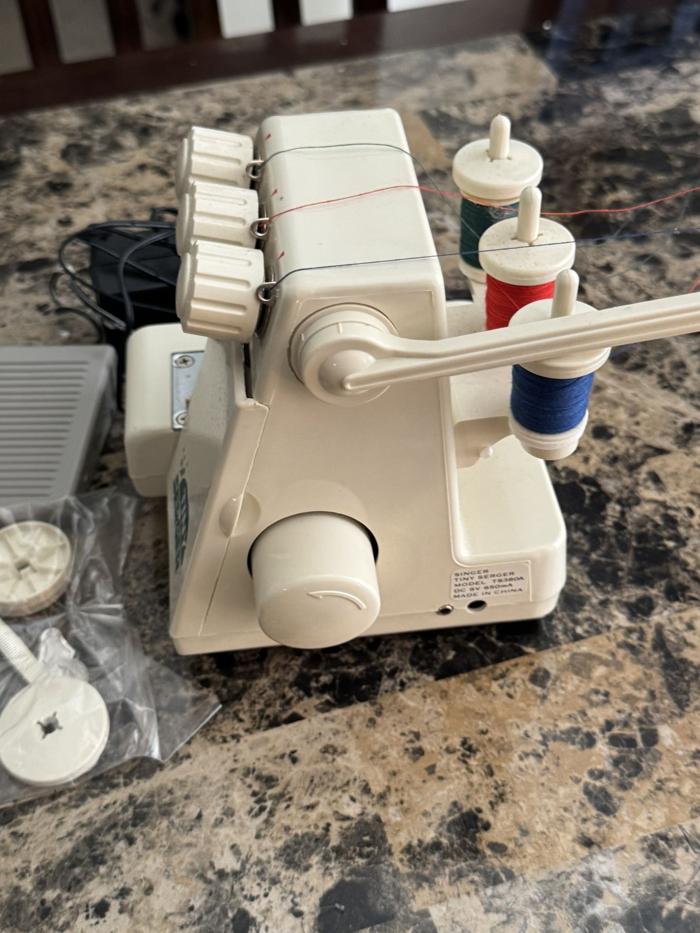 Singer Serger