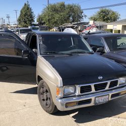 1995 Nissan Pickup