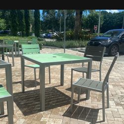 Set Out Door Table And Chair 
