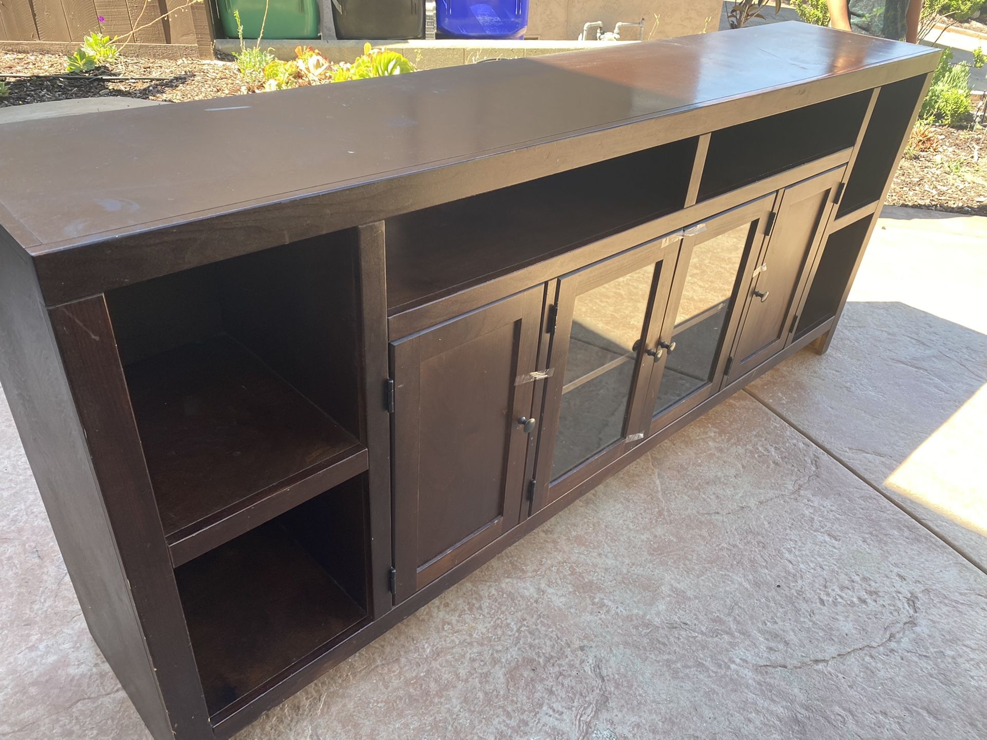 Console/buffet table/tv entertainment