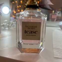 Victoria  Secret Tease  Perfume 