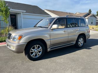 2000 Lexus LX 470
