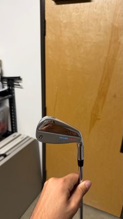 CUSTOM TAYLORMADE P7TW Irons 4-Pw