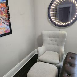 Nice 2pc Rocking Chair 